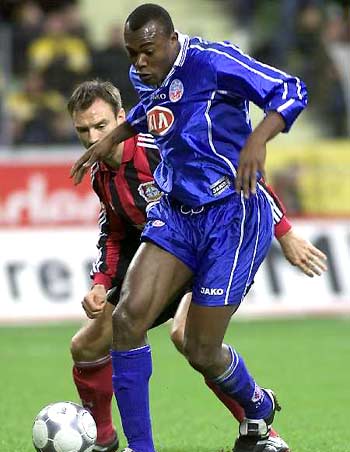 闯入了足协, 的看法