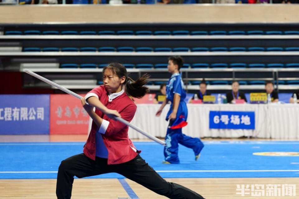 sIAA, yUj, 为校园武术