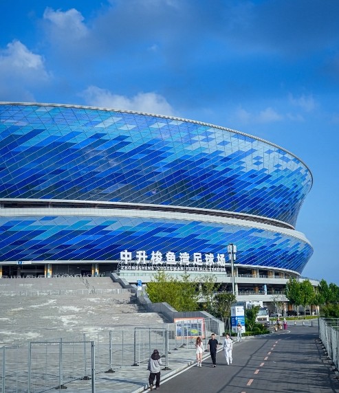 王峤回复大, 踢球不遗余, src